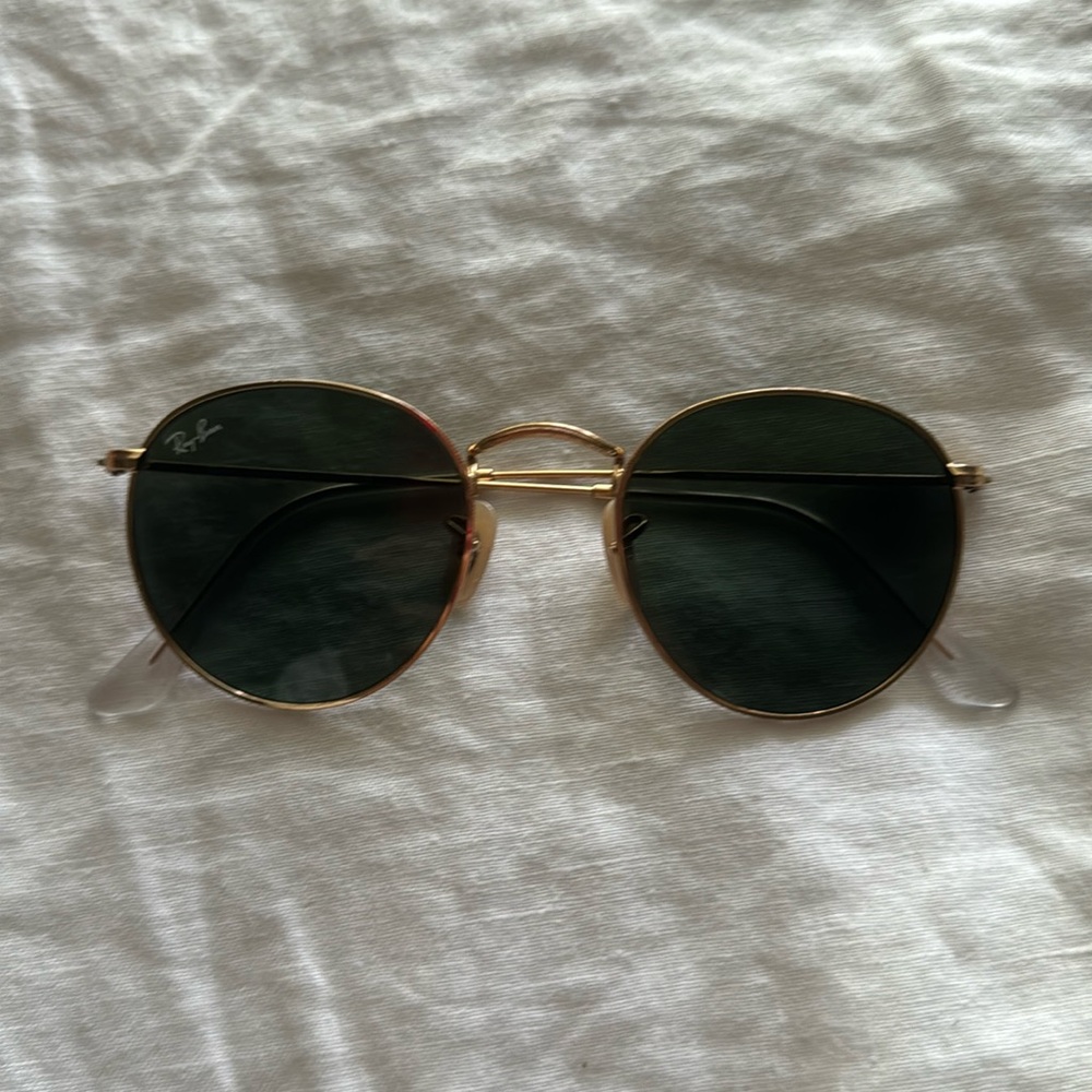 Rayban Round Gold Sunglasses